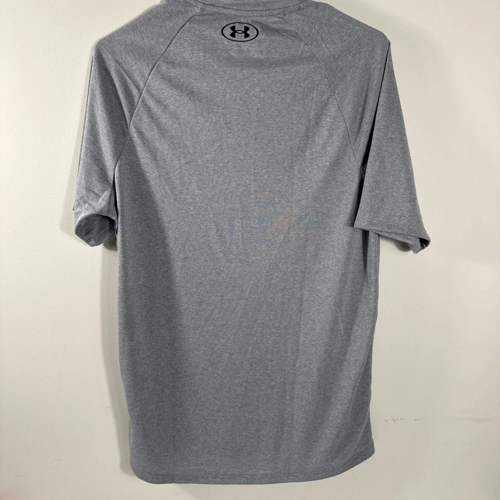 Under‎ Armour Tech 2.0 Men's Grey w/ Black Short Sleeve Shirt Loose Fit Sz Small